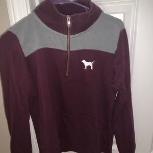 Half zip sweatshirt